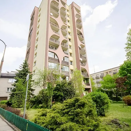 Charming 3 Bedroom In Quiet Location